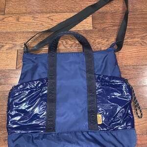 Nautica Navy Blue Tote Bag Crossbody‎ Adjustable Strap Nylon Pockets